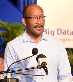 Vice-President Meriton addressing guests and delegates at the opening of the conference