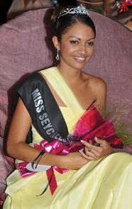 Elena Angione, the newly crowned Miss Seychelles Islands 2008