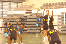 Volleyball: League championship-Under experienced wings for tips to reach the top
