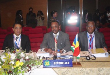 Minister Sinon represents Seychelles at SADC Summit