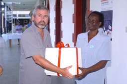 International Nurses Day-Nurse's association, retired nurse make donations to Ministry of Health