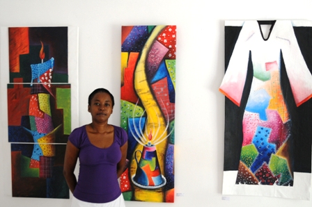 Local artist showcases art work expressing colour