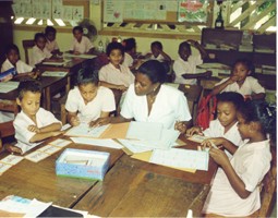 Education-All primary teachers are Seychellois