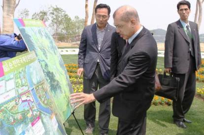 President Michel visiting the site of the Suncheon Garden Expo 2013