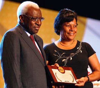 Receiving the IAAF plaque, as Africa’ most deserving athlete 