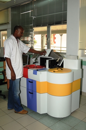 Biochemical blood tests resume at Seychelles Hospital