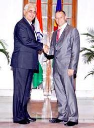 Minister Adam meeting the Indian External Affairs minister Shri Salman Khurshid