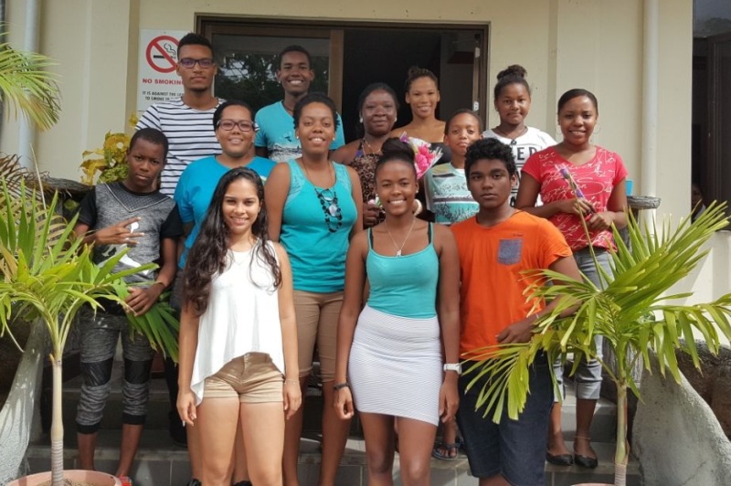 A group of photo of ‘Arwi Lontan’ participants