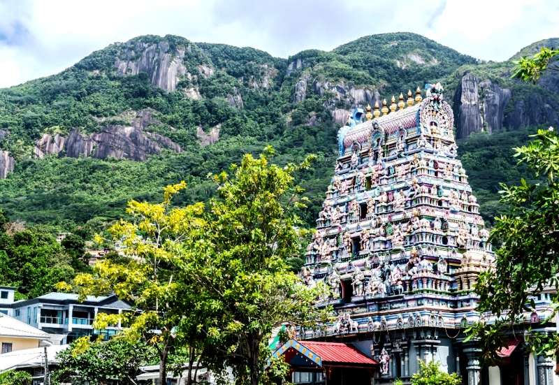 3. The current Sri Navasakthi Vinayagar Temple – 5-tier Rajagopuram constructed in 2008
