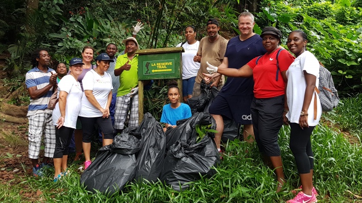 Air Seychelles joins SNPA to clear Glacis La Reserve nature trail