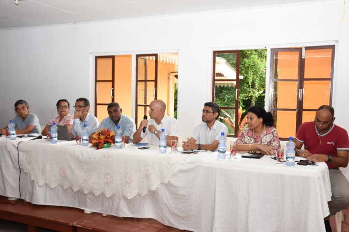 Eastern Mahé residents give input on proposed regional health centre