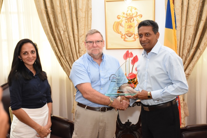 President Faure awarded the Ocean Heritage Award