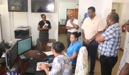 Minister Bastienne visits SFA