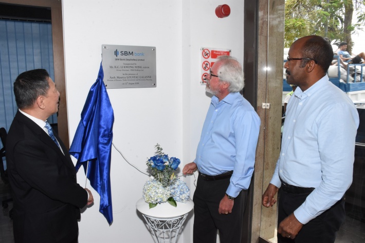 State Bank of Mauritius sets up shop in Victoria