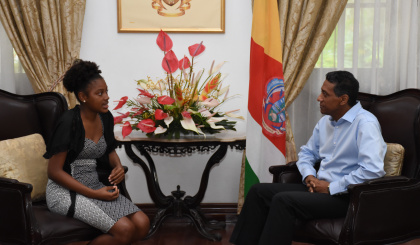 Arctic Expedition partaker received by President Faure