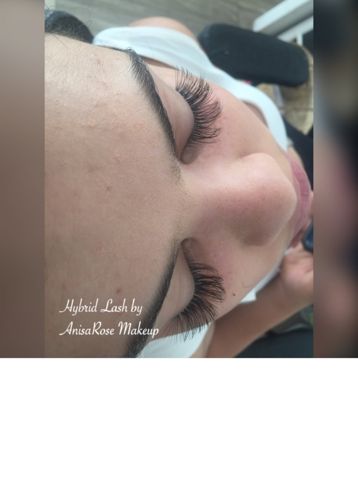 Anisa Rose to launch Microblading Services following training with international expert