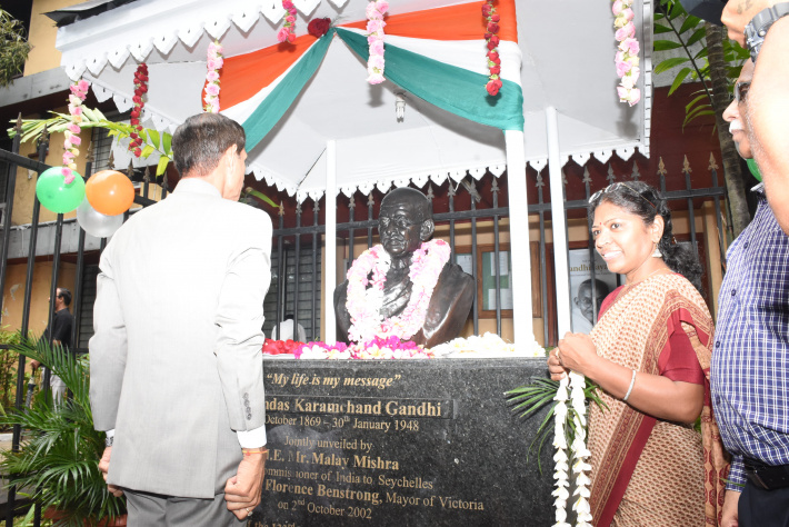 Peace icon Mahatma Gandhi honoured by Indian high commission