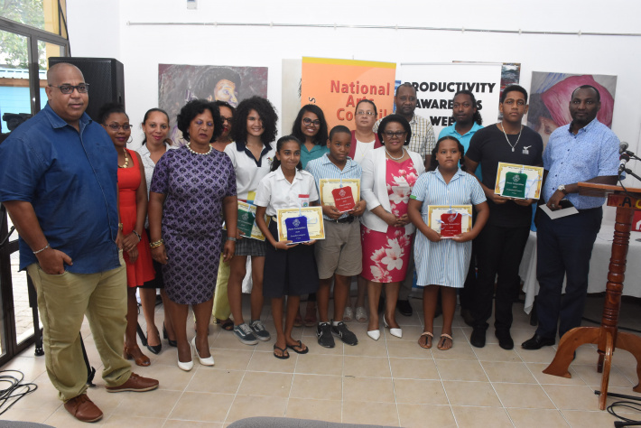 Department of employment’s productivity unit poem competition     Contestants rewarded