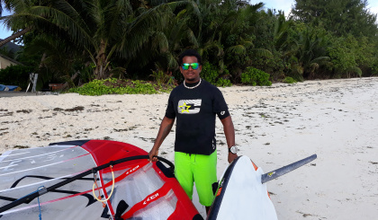 Mahé-Praslin windsurfing race
