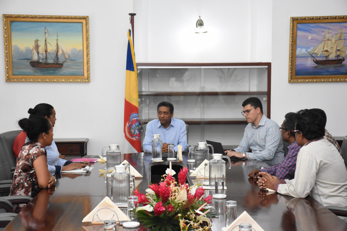 Meeting between President Danny Faure and members of the retailers association