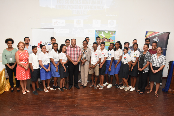 Schools who took part in efficiency and renewable energy competition rewarded