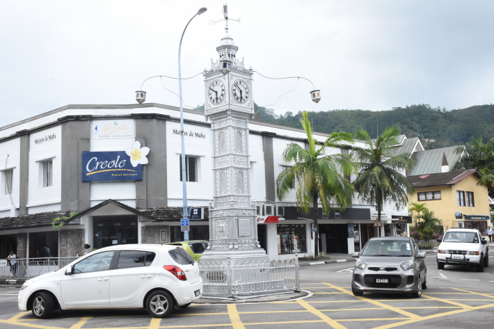 International team brought in to fix clock tower