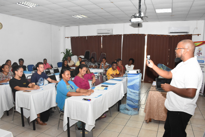 Ceps organises training for NGOs