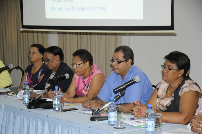 Education ministry holds first regional meeting on Mahé