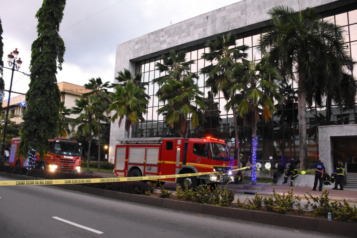 Fire exercise holds rush hour traffic to a standstill