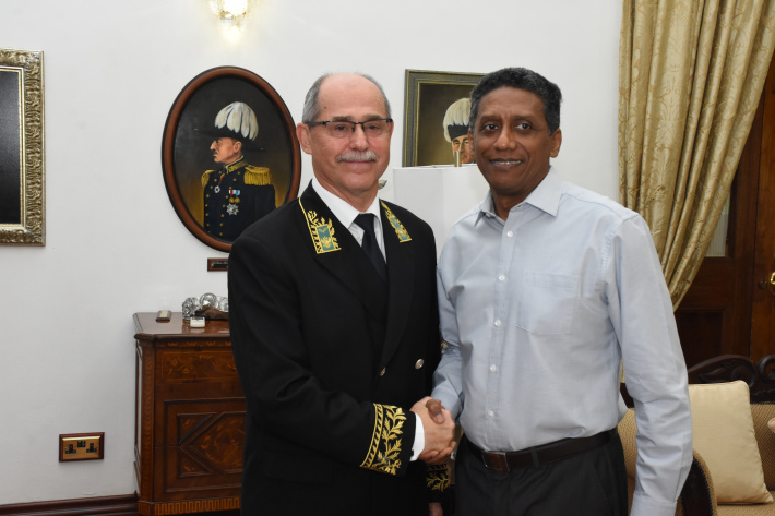 Russian ambassador bids farewell