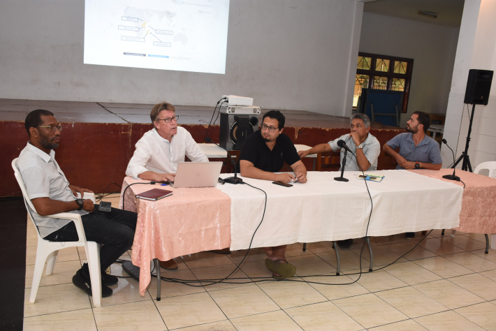 Public consulted on FPV project on Le Rocher lagoon