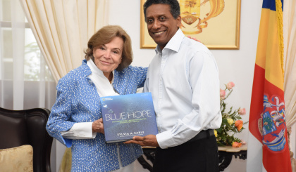 President Faure receives world-famous ocean explorer at State House