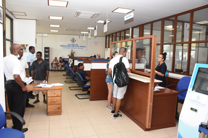 Employment, Immigration and Civil Status     Ministry steps up measures to combat spread of COVID-19