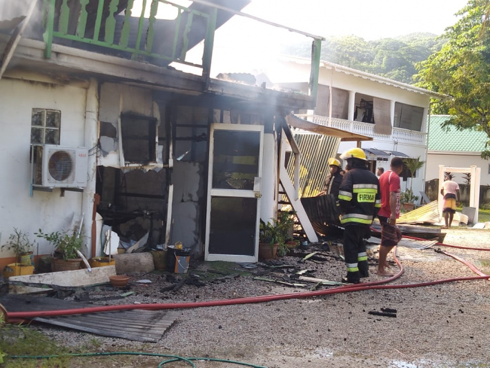 Fire ravages and burns through residential building at Grand Anse Praslin