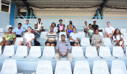 Appuis Promotion Élites Jeunes (APEJ)     Vingt boursiers seychellois bénéficient d’un appui financier