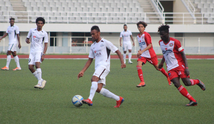 Football: Restart of leagues