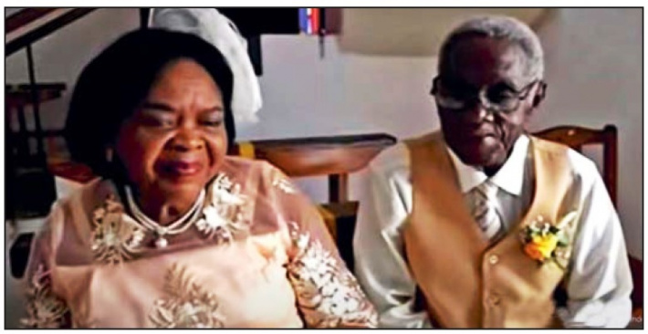 Couple celebrates 50th wedding anniversary