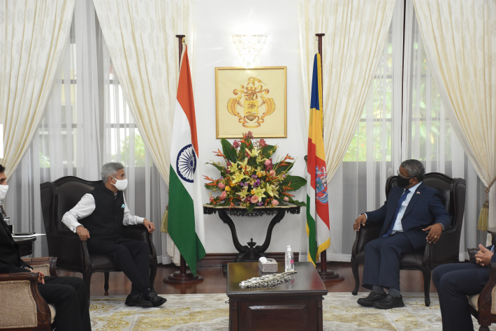 India’s External Affairs minister calls on President Ramkalawan