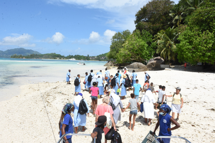 Rotary club treats orphans to island getaway