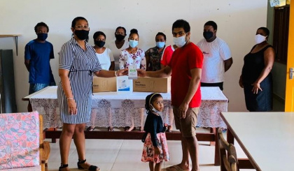 Enjoy Supermarket donates hygiene products to Takamaka primary school