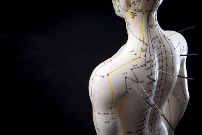 Traditional Chinese acupressure tips to relieve stress & anxiety