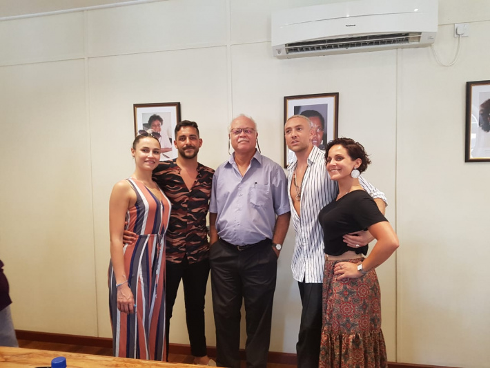 Le Maire de la Ville rencontre les stars de la dance