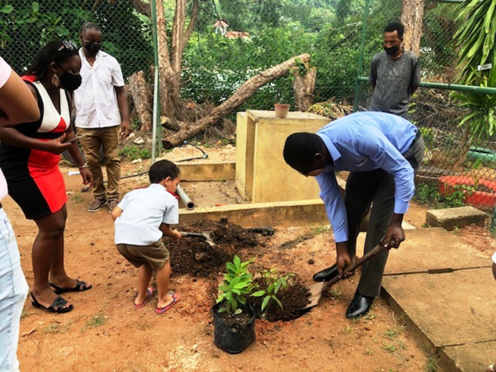 Minister Joubert impressed with BSA primary school’s eco-projects