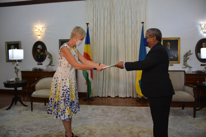 New Swedish ambassador accredited