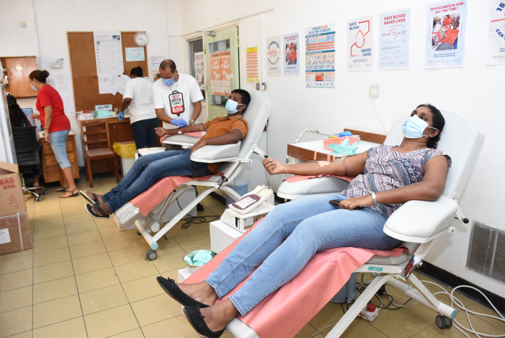 Melvyn Jones Lions Club donates blood