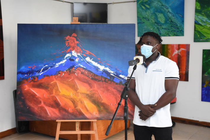 Veteran and upcoming artists collaborate to host joint art exhibition