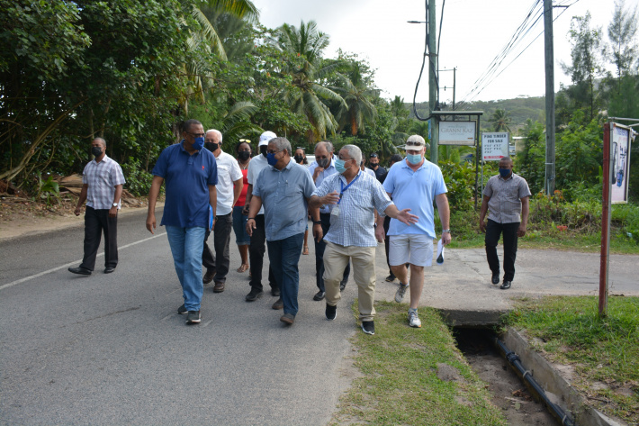 President visits site of proposed road improvement project in west Mahé   