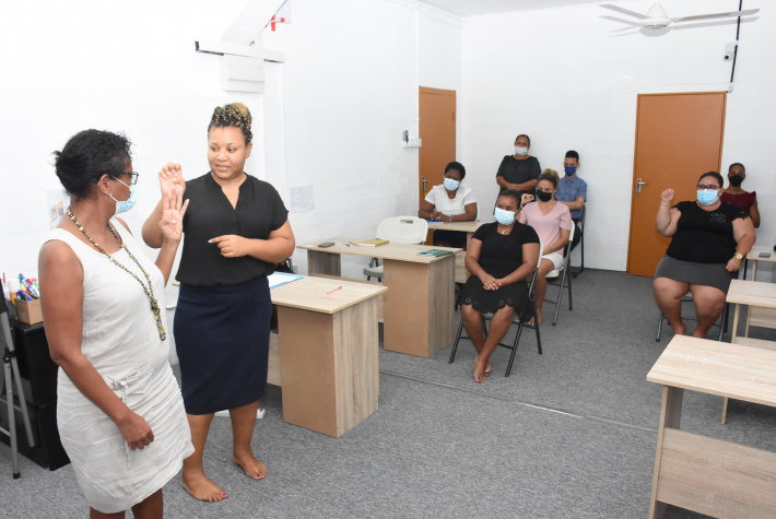Social workers learn sign language   