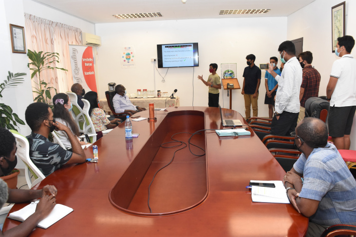 FIRST Global Challenge     Team Seychelles presents  tidal energy project     By Laura Pillay