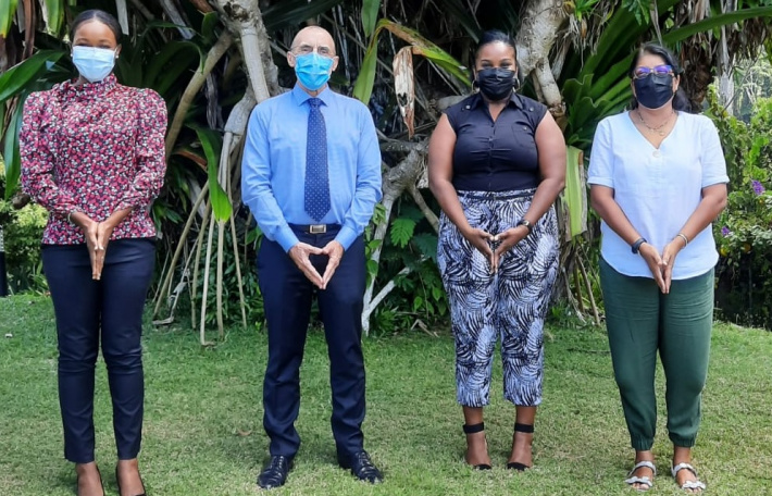 Les Seychelles représentés par trois participantes